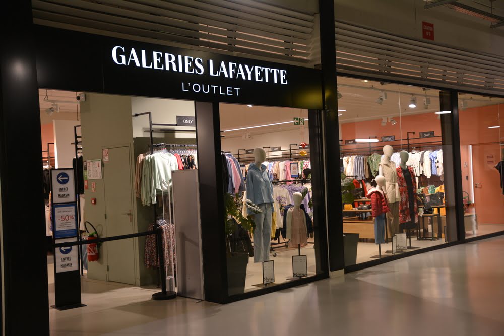 galeries-lafayette-outlet-marques-avenue-saint-denis (1)